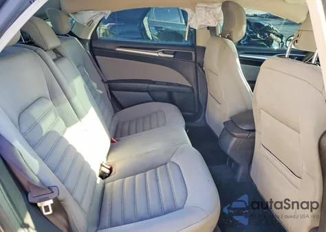 2013 Ford Fusion S z USA, uszkodzony, nr VIN 3FA6P0G76DR298316